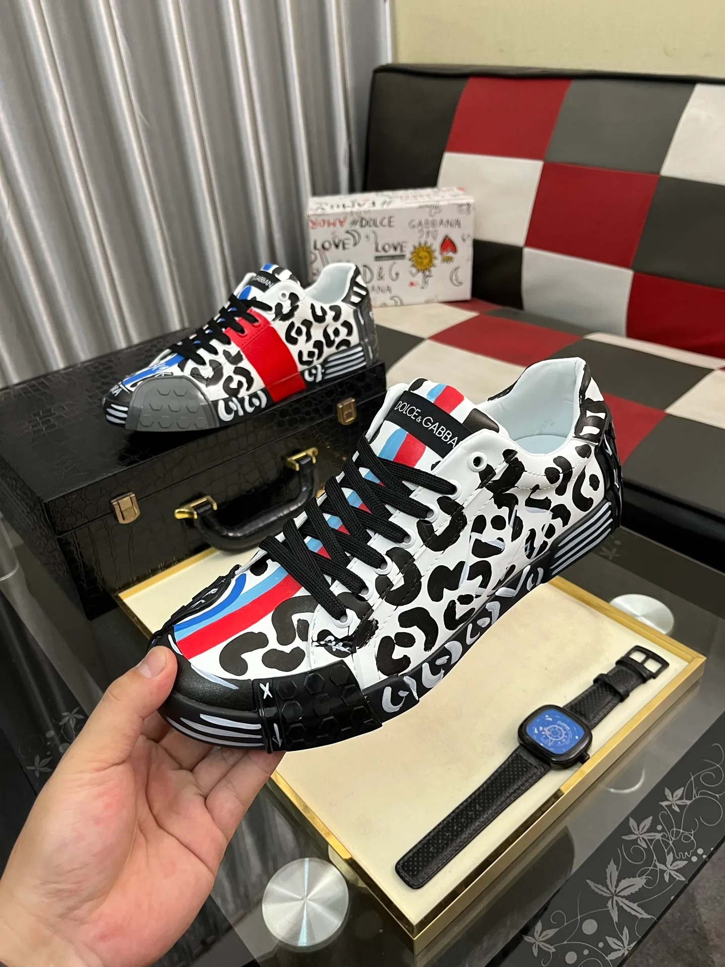 Men's men's shoes💰480⌚️⌚️【DG～】couple casual shoes, on sale simultaneously in 2025z cabinet 🔶Size: 35-46#️⃣ 2 colors 🔜The upper is made of multi-material splicing ➕Mesh lining, comfortable and breathable, sole: original comfortable and wear-resistant outsole, ⚠️Photographed in real life🎬The real thing is better📢📢📢